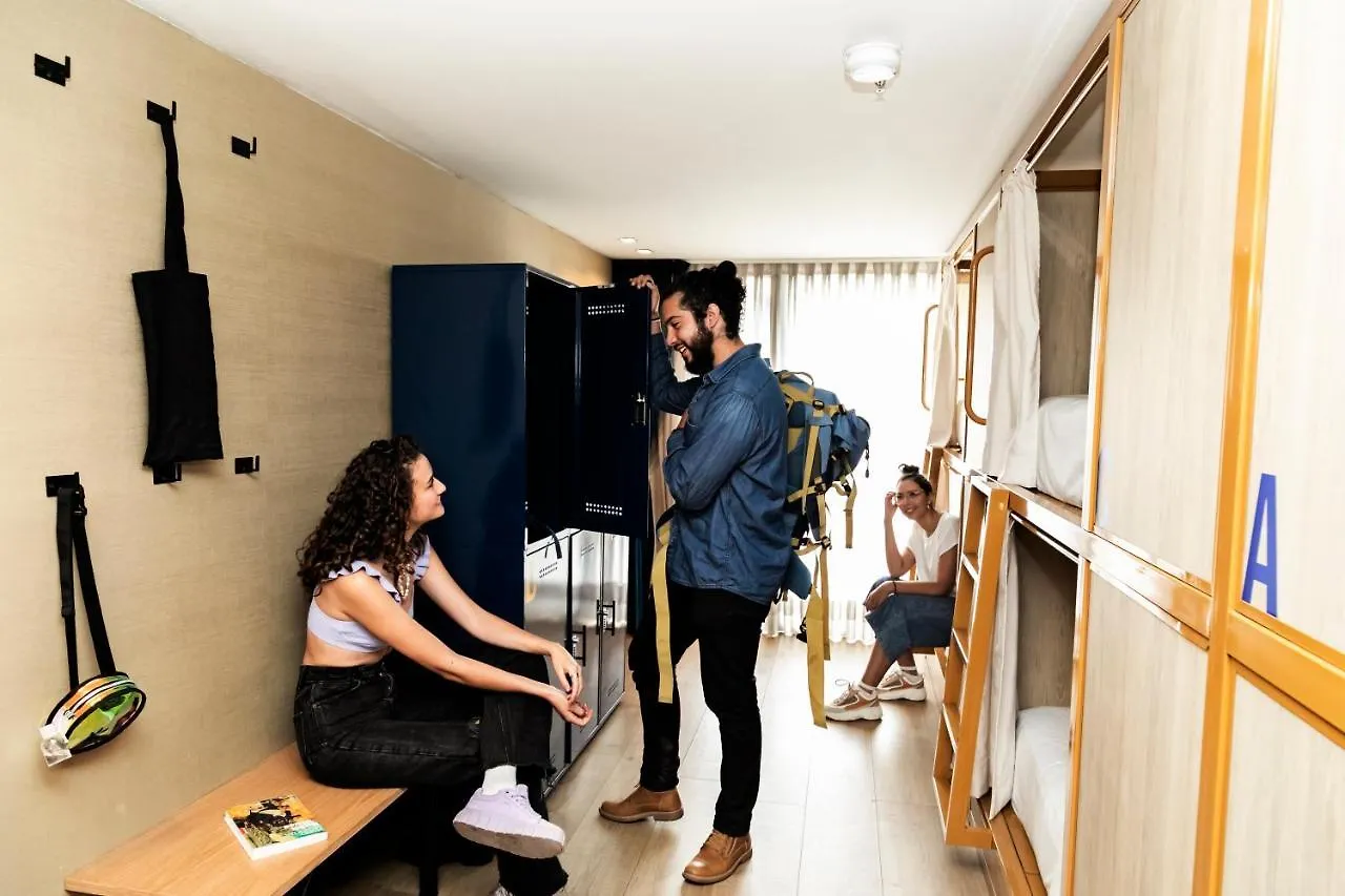 Viajero Bogota Hostel & Spa 4*,